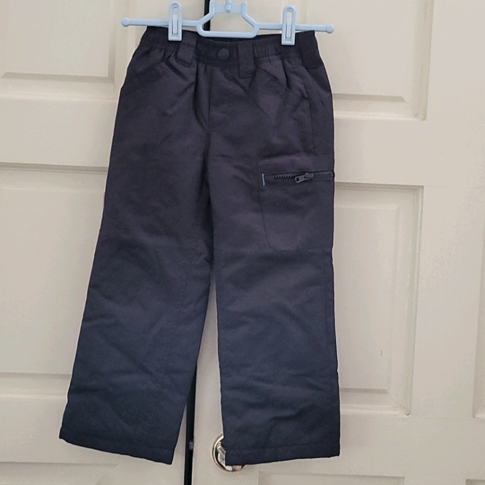 Old navy snow pants 4T